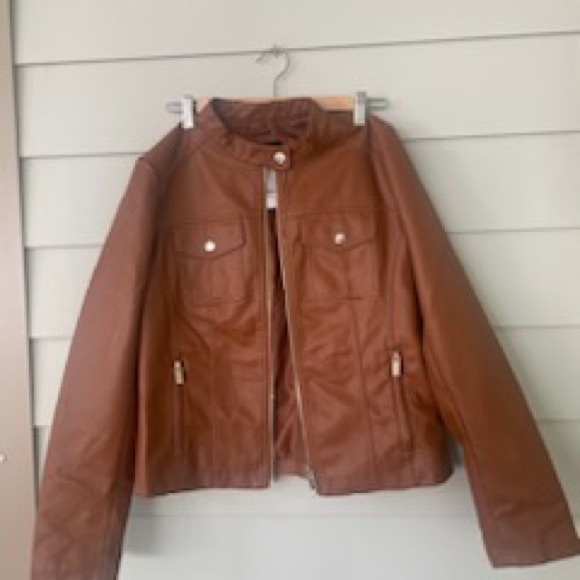 Faux leather jacket - Picture 2 of 2